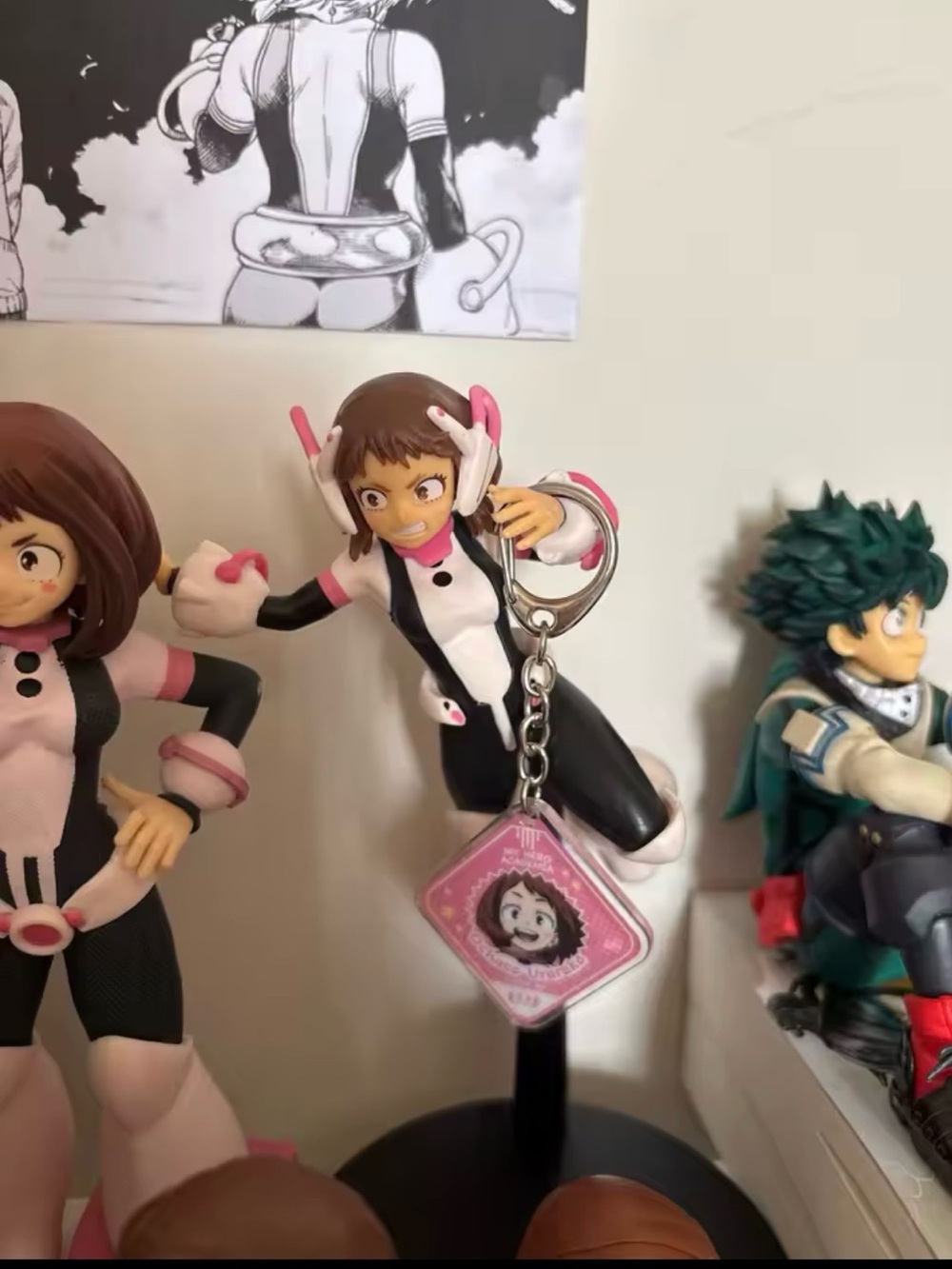 Uraraka Ochaco PVC Figure — Pink, White & Black - Picture 4 of 4